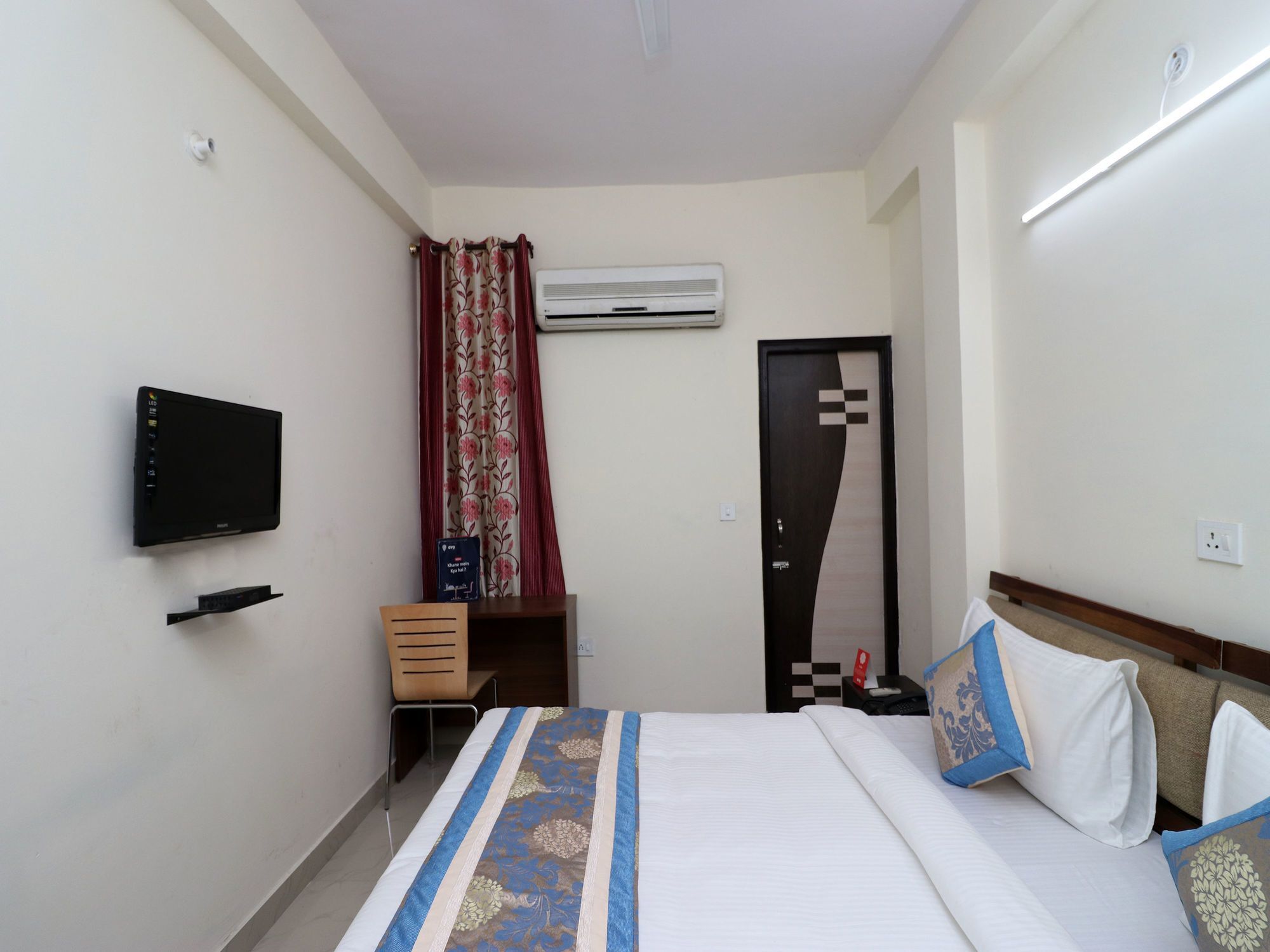 Oyo Triage Home Stay Нойда Екстер'єр фото